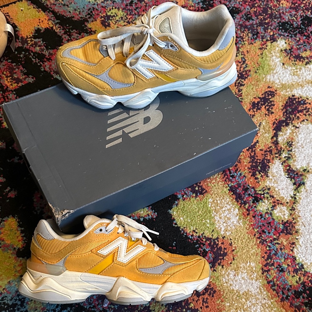 New Balance Kids Mustard and Cream Sneakers